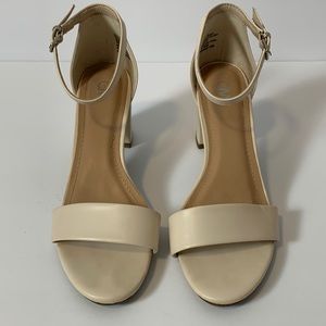 C&M heels Size 8M